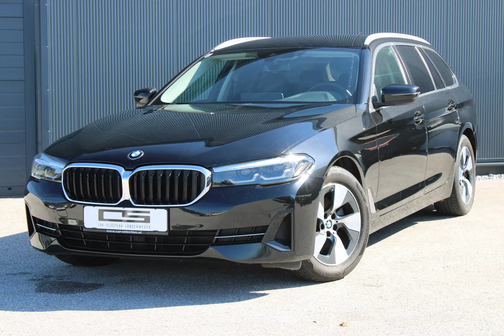 BMW 520 520 d xDrive*Keyless*AHK* Schwarz - 2