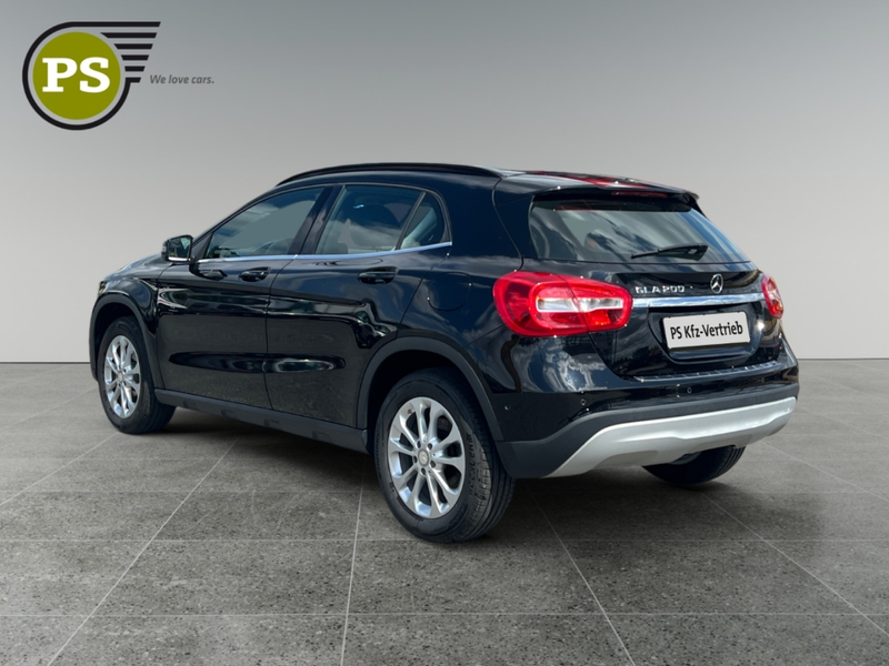 Mercedes-Benz GLA 200 Navi Memory Sitze El. Heckklappe 1. Hand — photo 8