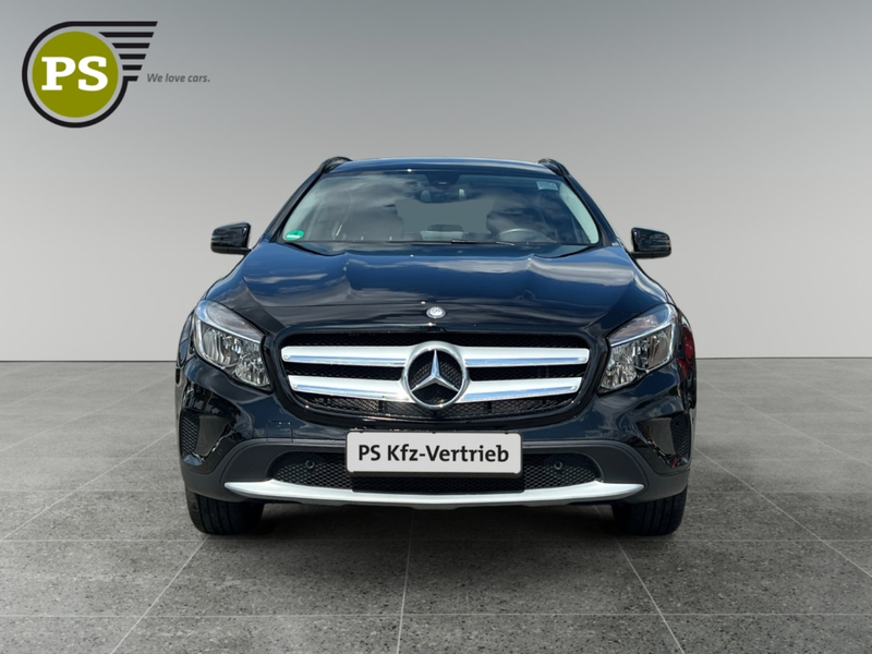 Mercedes-Benz GLA 200 Navi Memory Sitze El. Heckklappe 1. Hand — photo 4