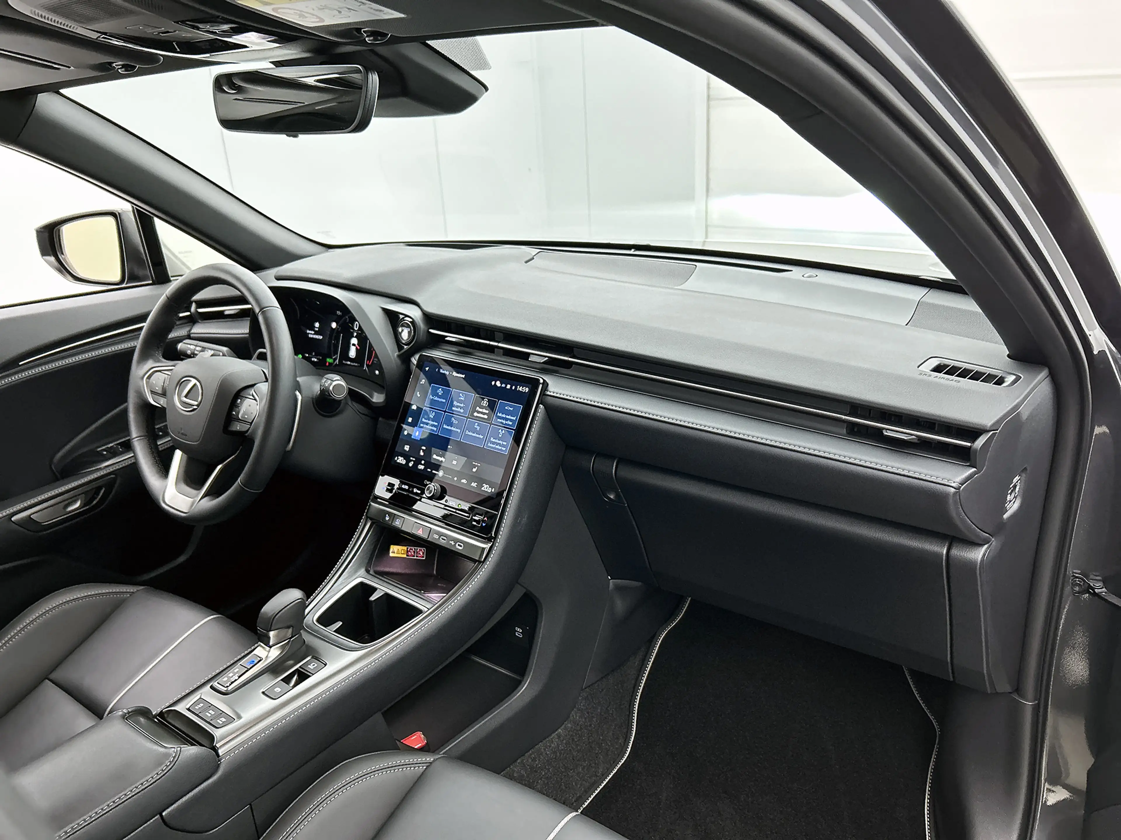 Lexus LBX Relax + Advance pakket — photo 6