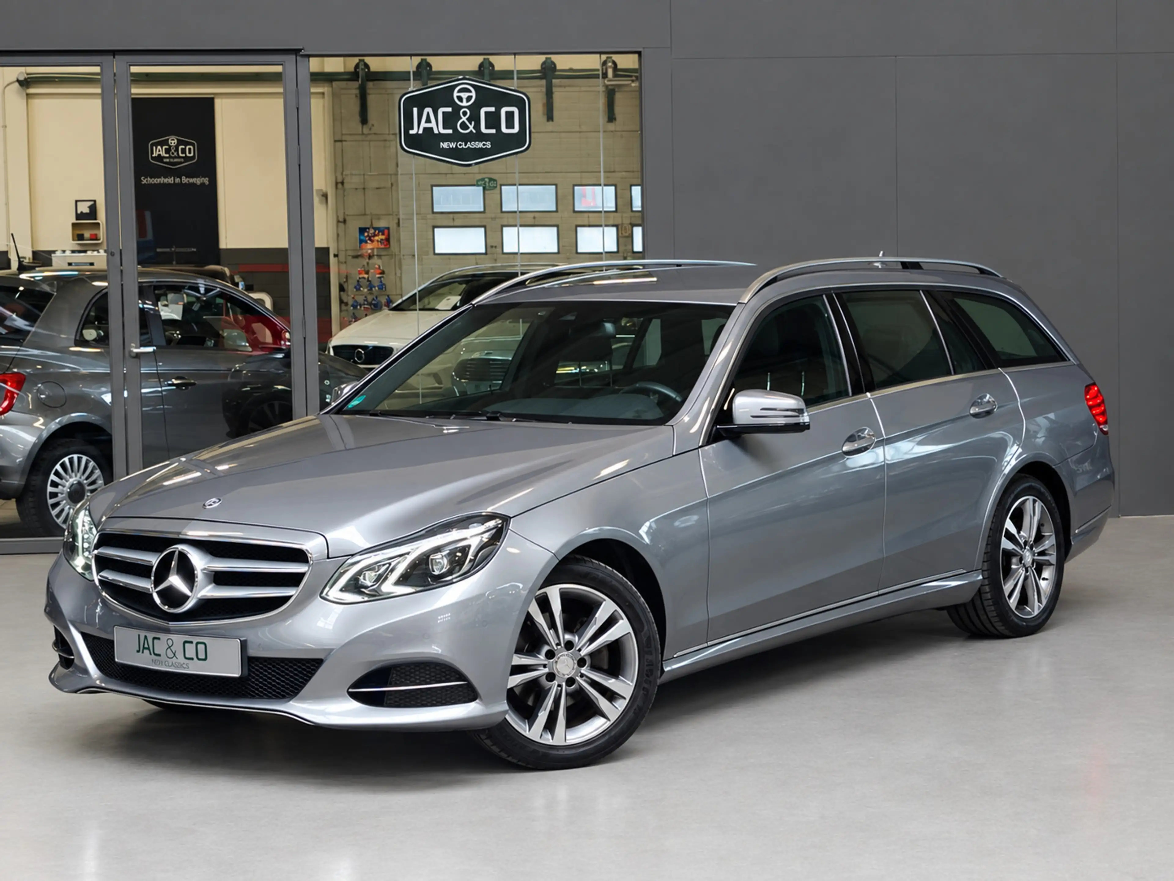 Mercedes-Benz E 200 Estate Prestige Avantgarde Carplay ! — photo 8