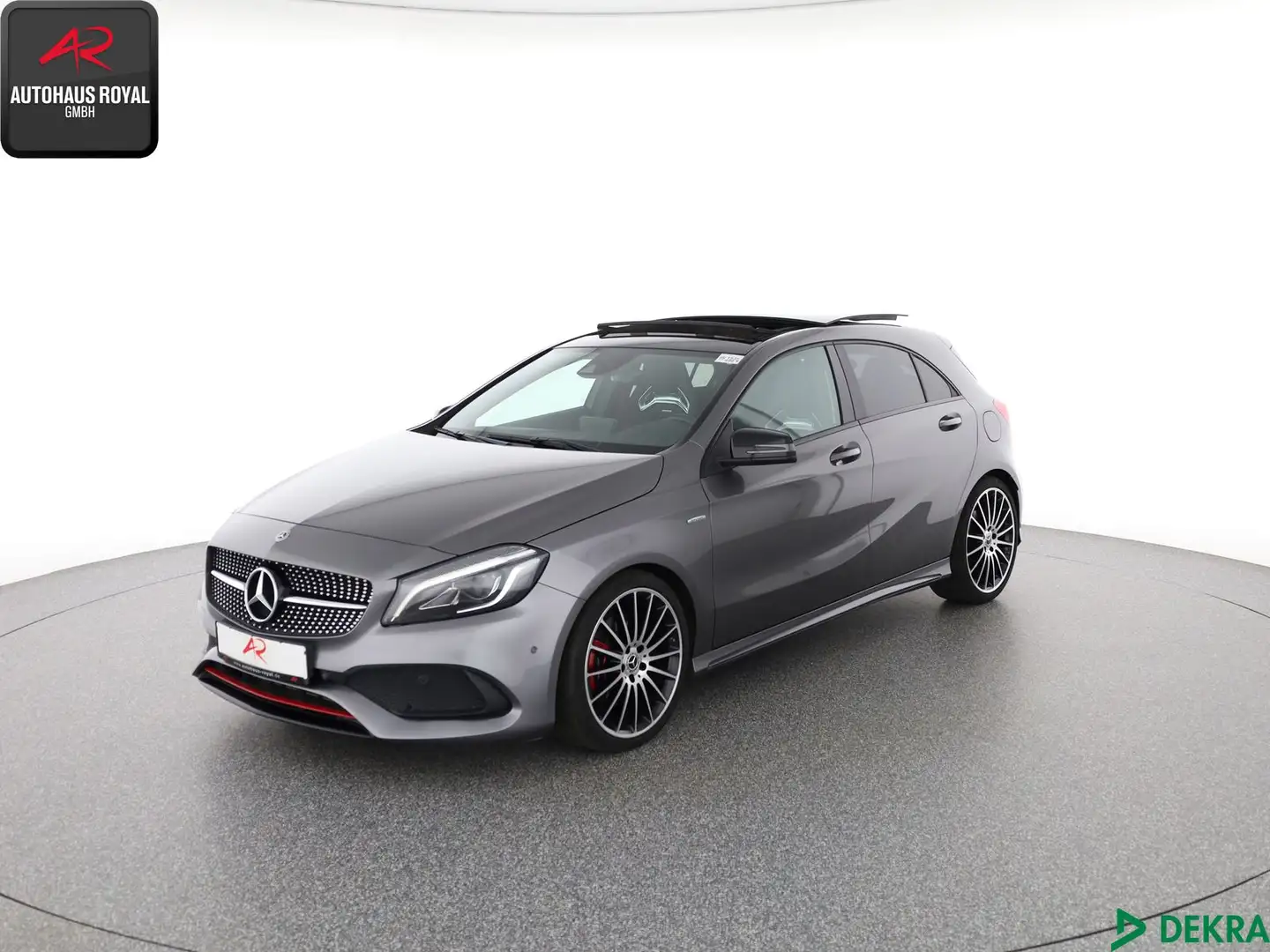 Mercedes-Benz A 250 A 250 4M AMG PANO,PERF. SITZE,HARMAN/K,MEMORY Grau - 1