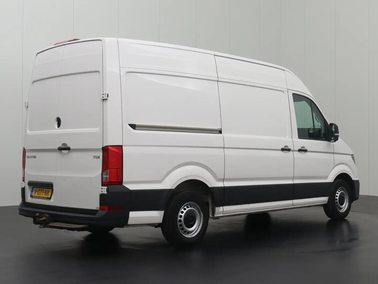 Volkswagen Crafter 2.0TDI 140PK L3H3 | Navigatie | Airco | Cruise | T Weiß - 2