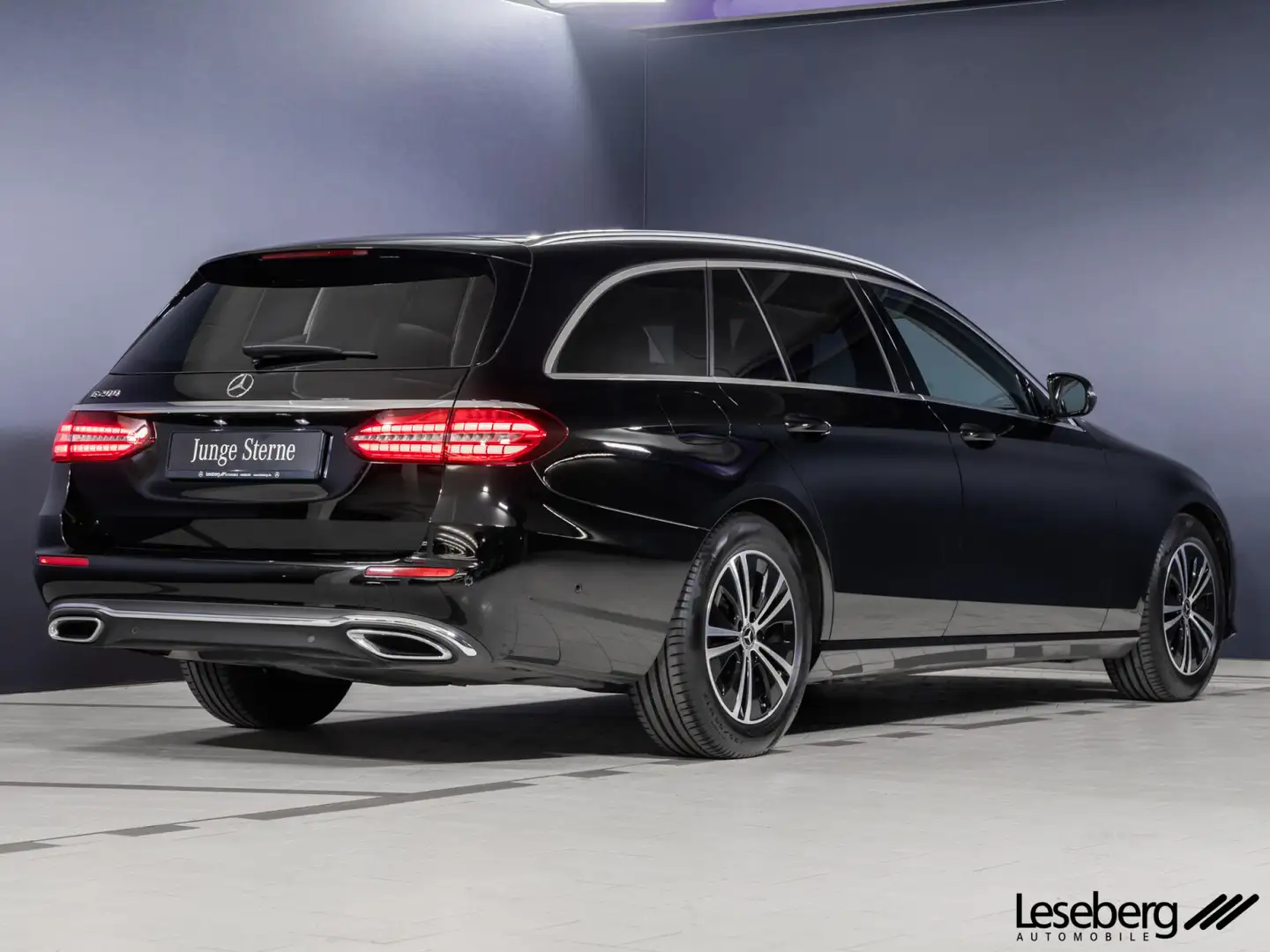 Mercedes-Benz E 200 E 200 T Avantgarde LED / AHK / Kamera / Ambiente Schwarz - 2