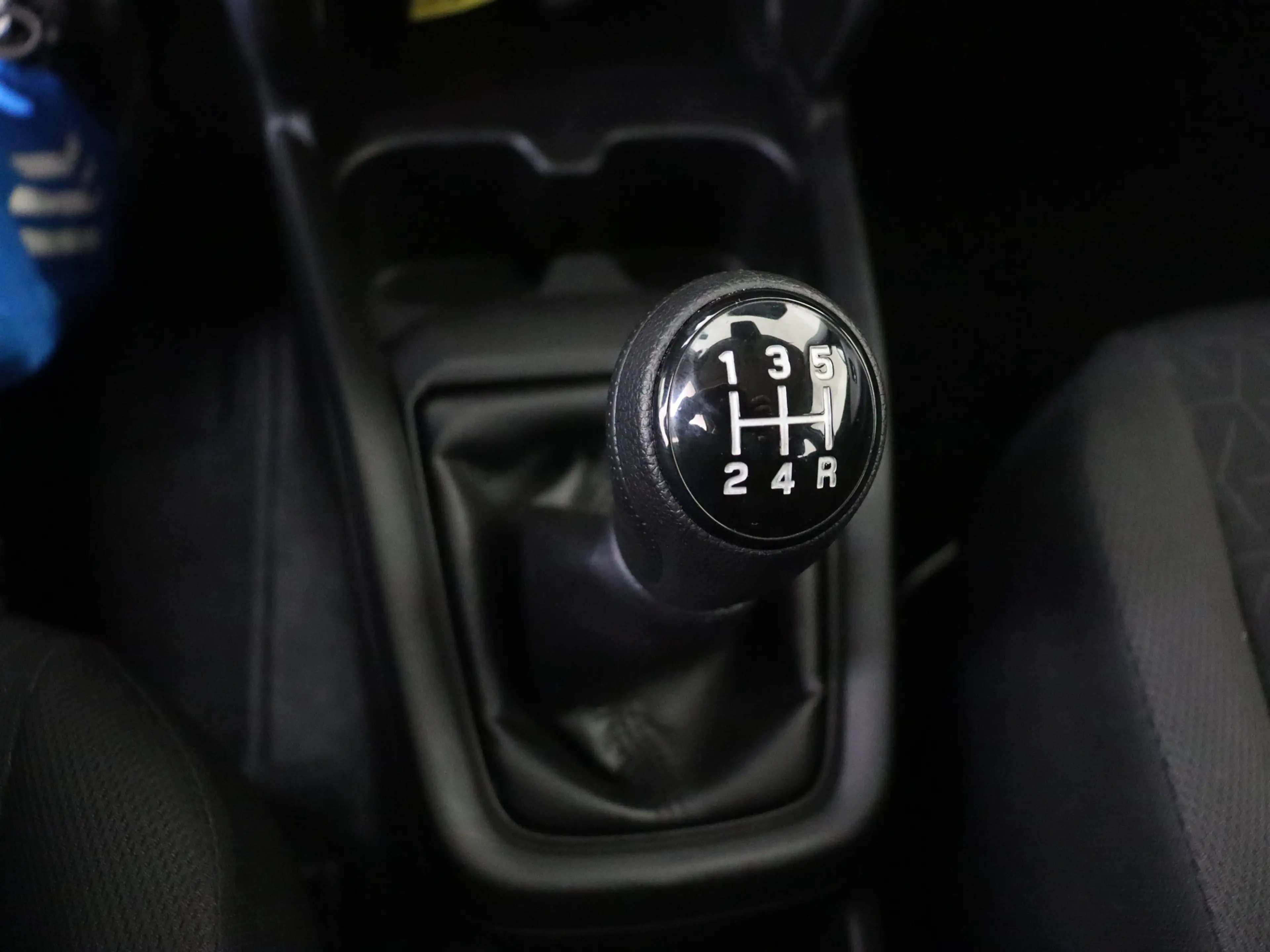 Suzuki Swift 1.2 Comfort Smart Hybrid | BTW voertuig | Dodehoek — photo 10