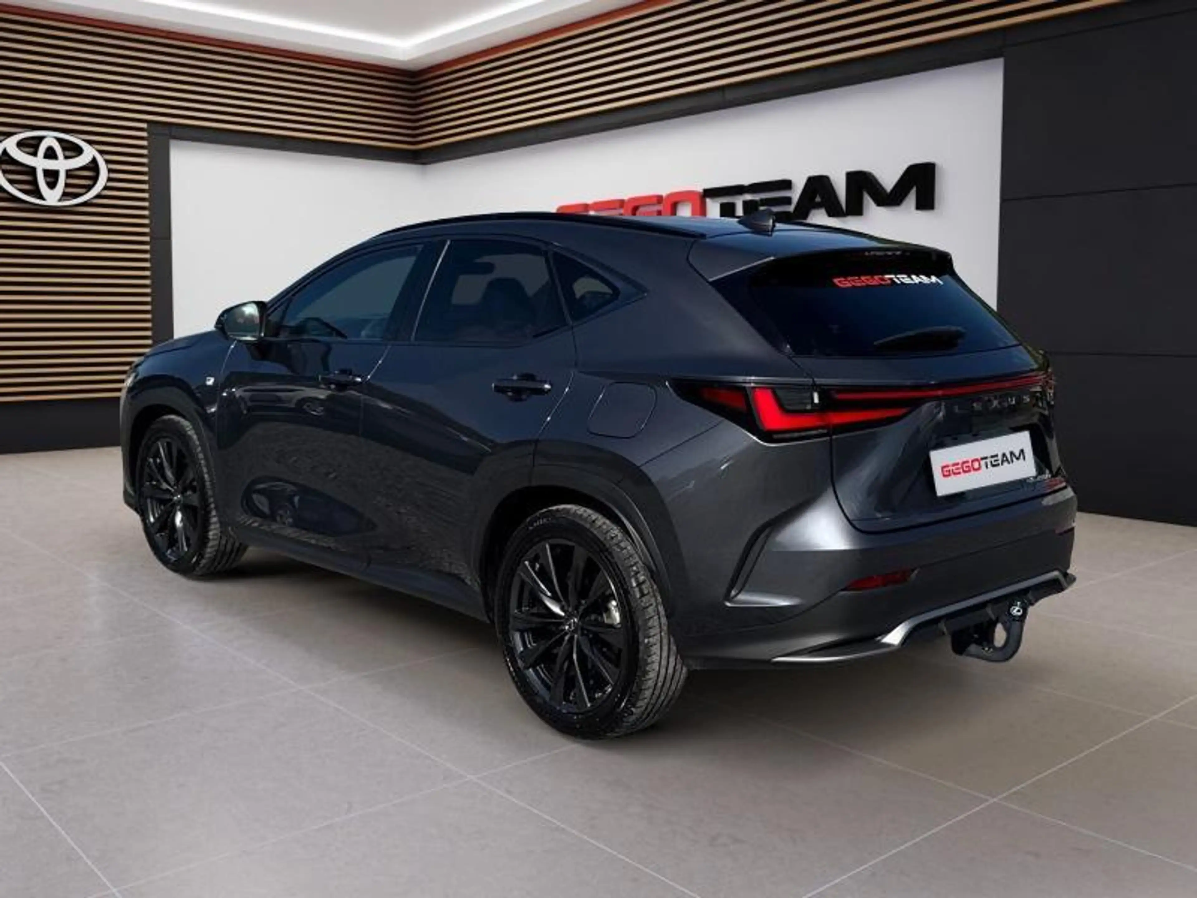 Lexus NX 450h+ 2.5 HSD F SPORT Line FULL OPTI — photo 3