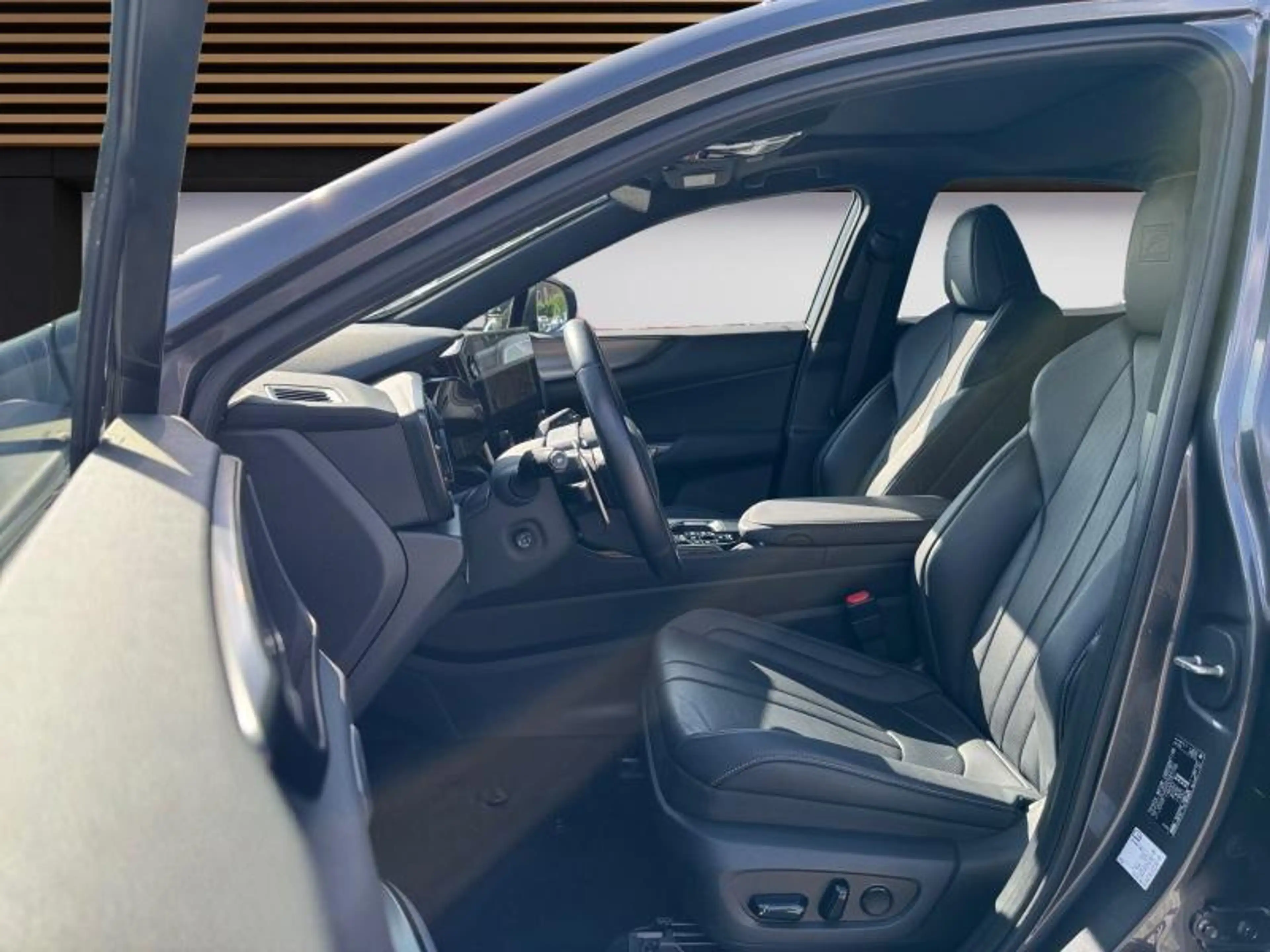 Lexus NX 450h+ 2.5 HSD F SPORT Line FULL OPTI — photo 12