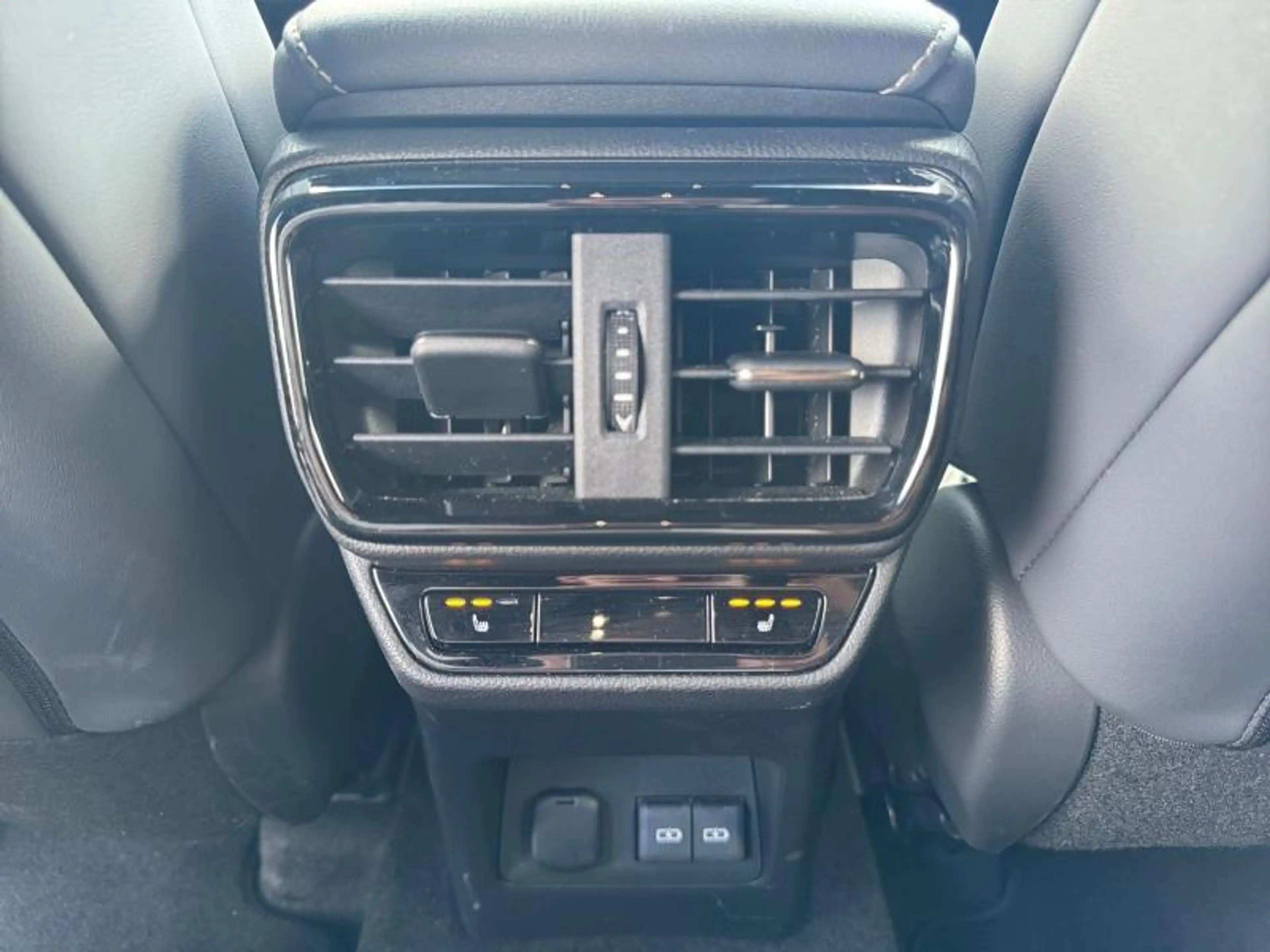 Lexus NX 450h+ 2.5 HSD F SPORT Line FULL OPTI — photo 15