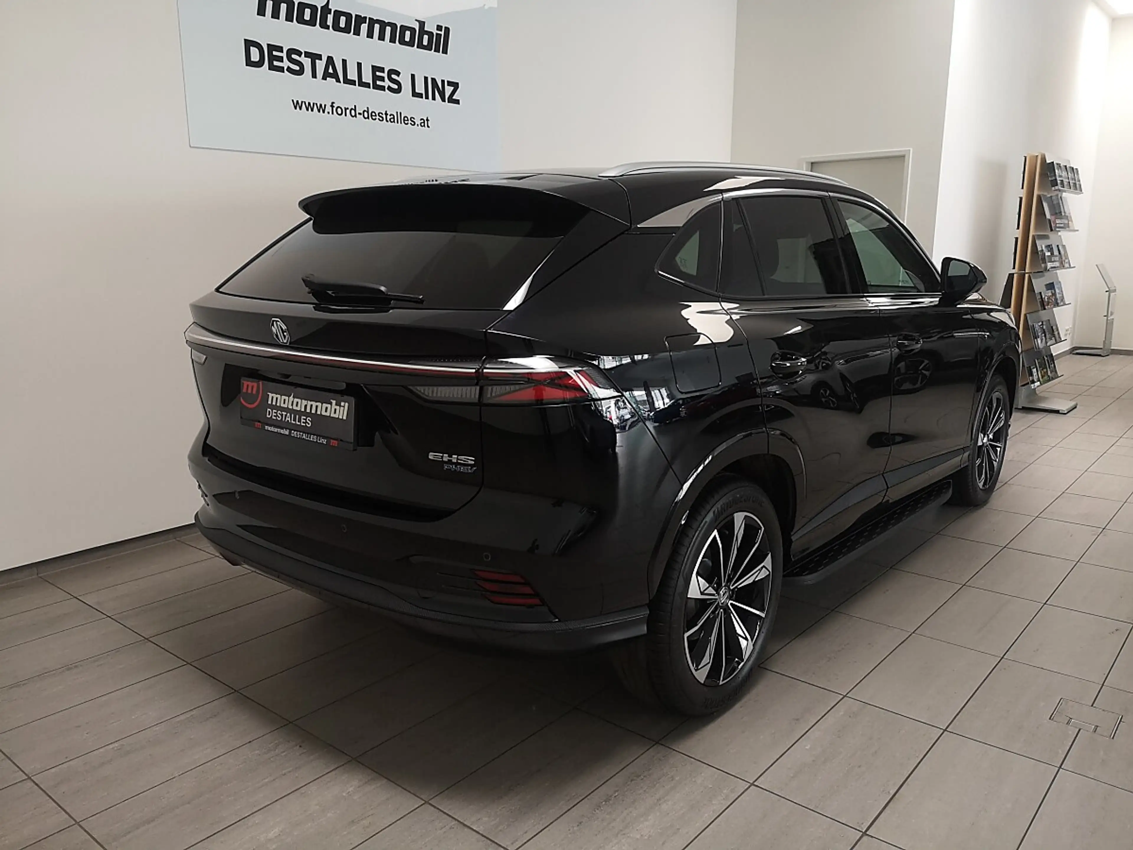 MG HS PHEV+ Luxury 21,4kWh Aut. *WINTERKOMPLETTRÄDER ... — photo 4