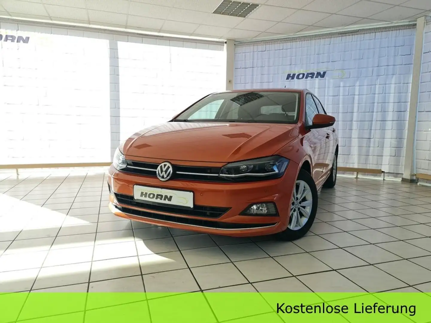 Volkswagen Polo Highline, unfallfrei, LED, AHK, LMF, Service neu Orange - 1