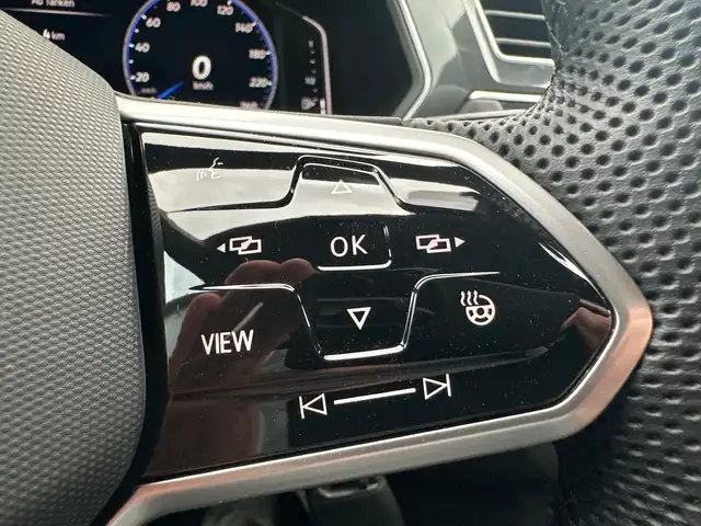 Volkswagen Tiguan view 13