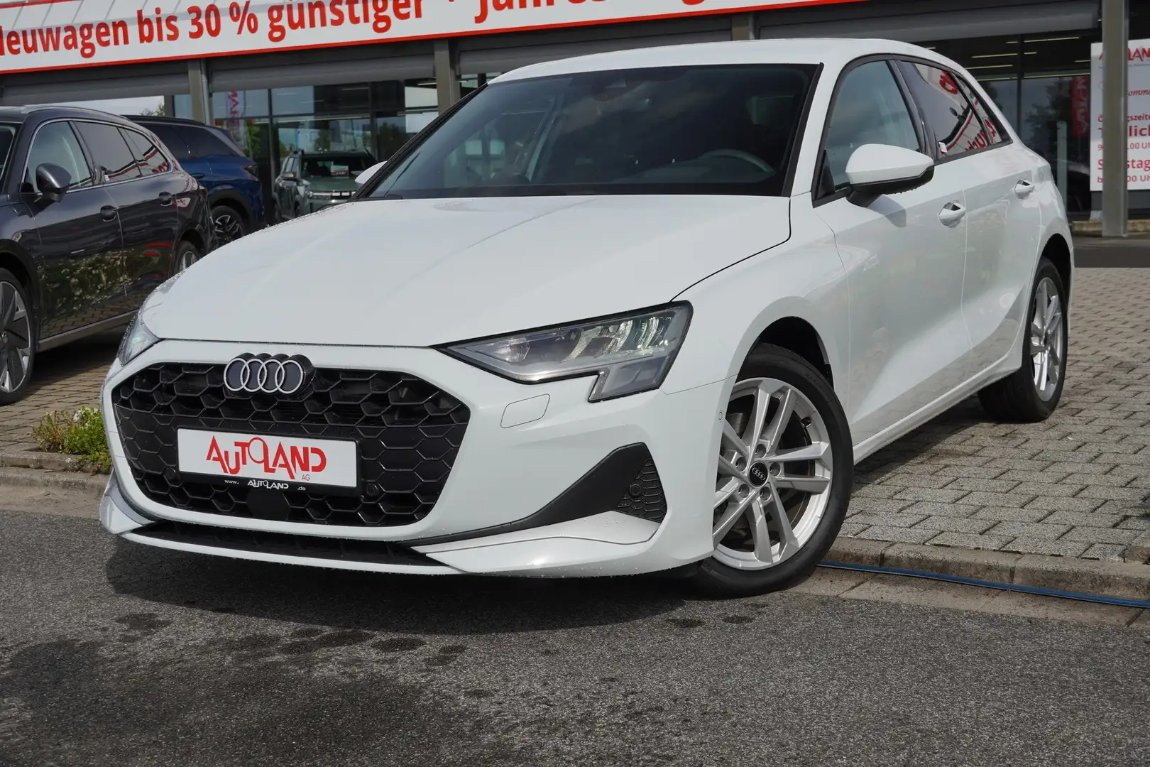 Audi A3 SB 35 2.0 TDI S-tronic advanced LED ACC Navi Blanc - 2