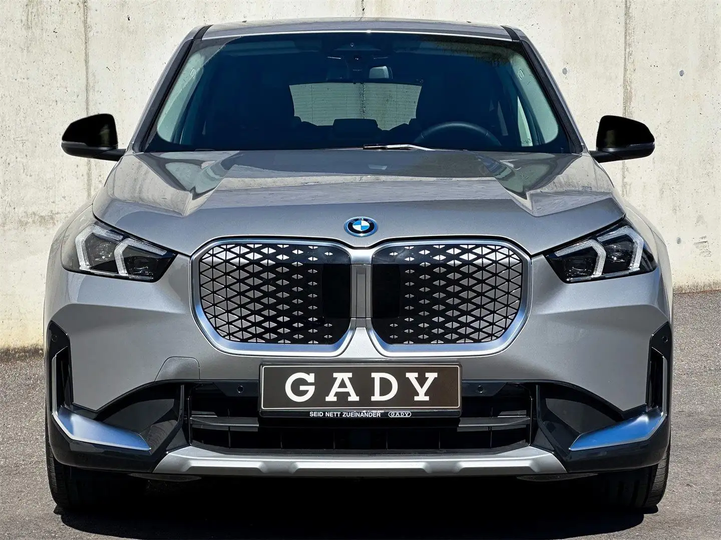 BMW iX1 xDrive30 U11 XE2 Argent - 2