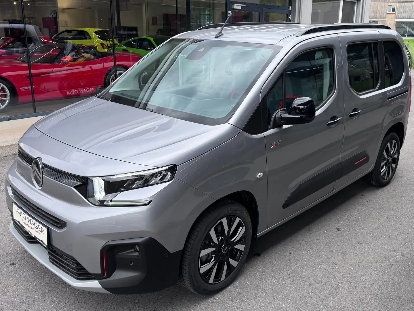 Citroen Berlingo BlueHDi 130 S Schwarz - 1