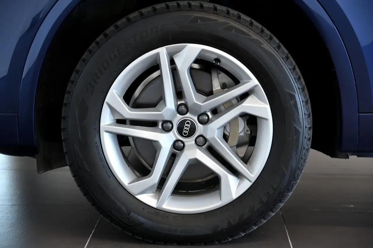 Audi Q5 снимка Audi Q5