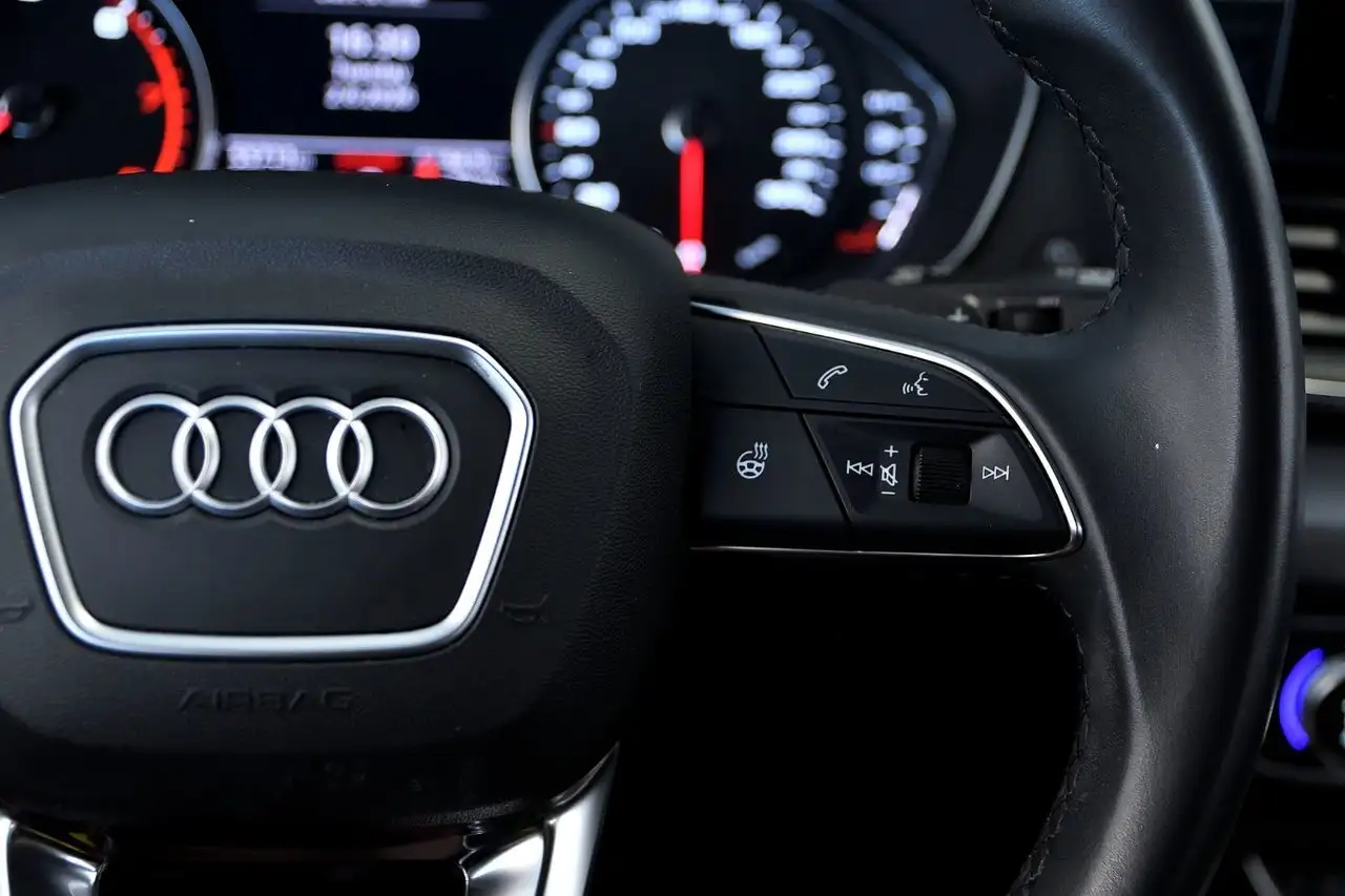 Audi Q5 снимка Audi Q5