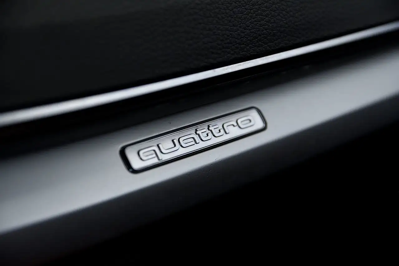 Audi Q5 снимка Audi Q5