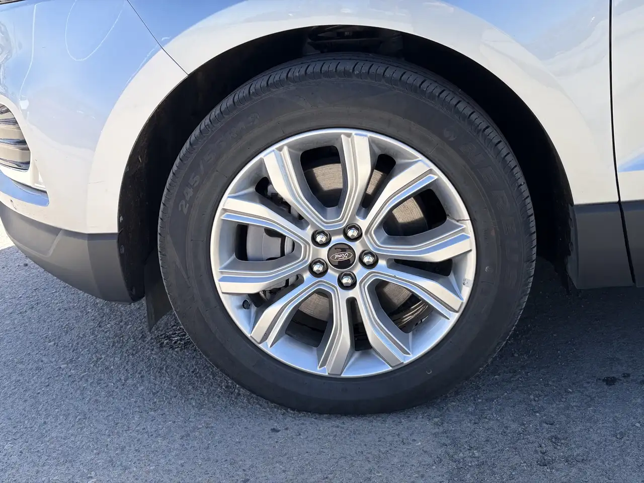 Ford Edge снимка Ford Edge