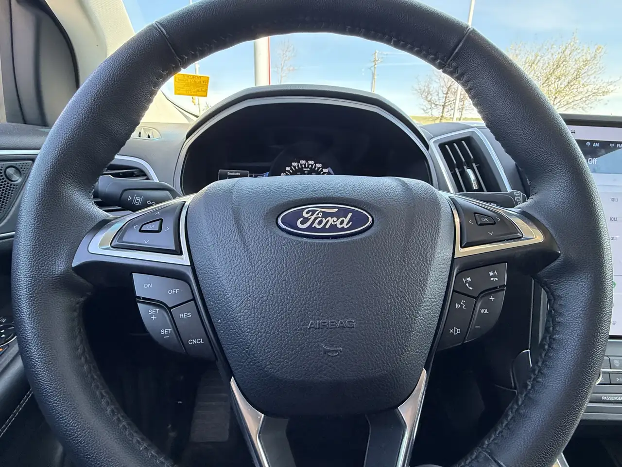 Ford Edge снимка Ford Edge