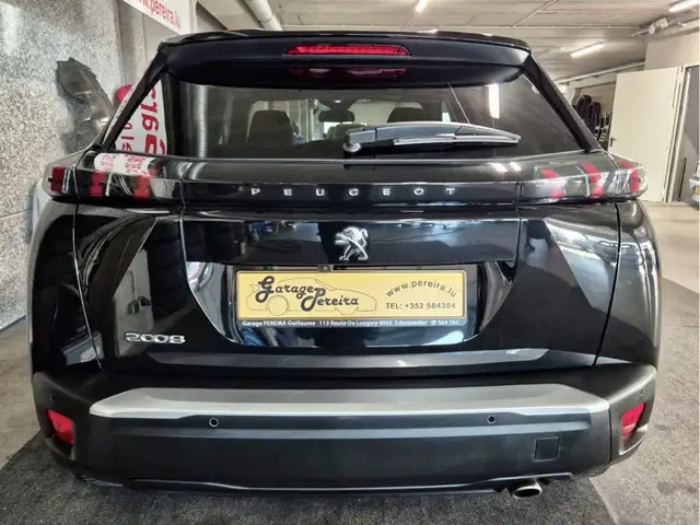 Peugeot 2008 view 3
