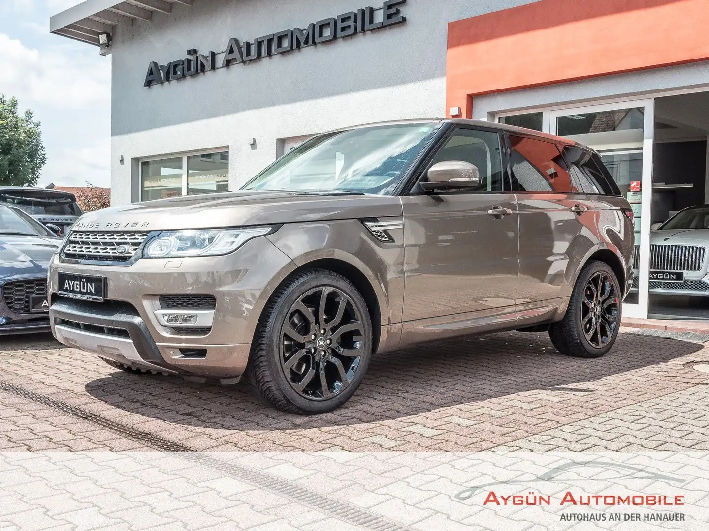 Land Rover Range Rover Sport 3.0 HSE*Panorama*Standheizung* Braun - 1