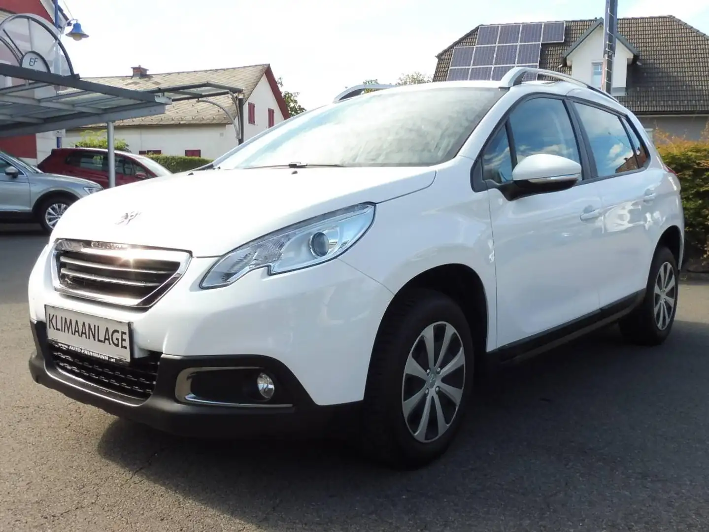 Peugeot 2008 1.2i Weiß - 1