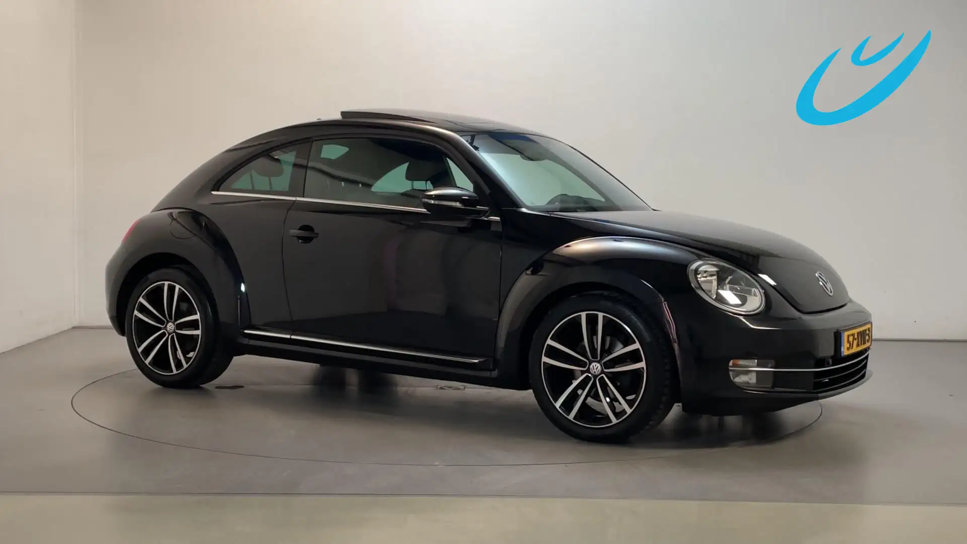 Volkswagen Beetle 1.2 TSI 105pk Design Panoramdak Navigatie Parkeers Zwart - 1