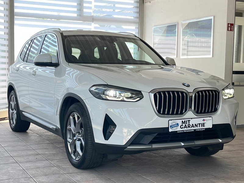 BMW X3 xD 20d PANO KAM AHK DA Sportsitze Unfallfrei — photo 2