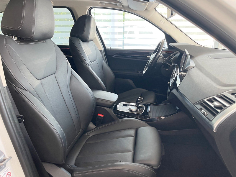 BMW X3 xD 20d PANO KAM AHK DA Sportsitze Unfallfrei — photo 11