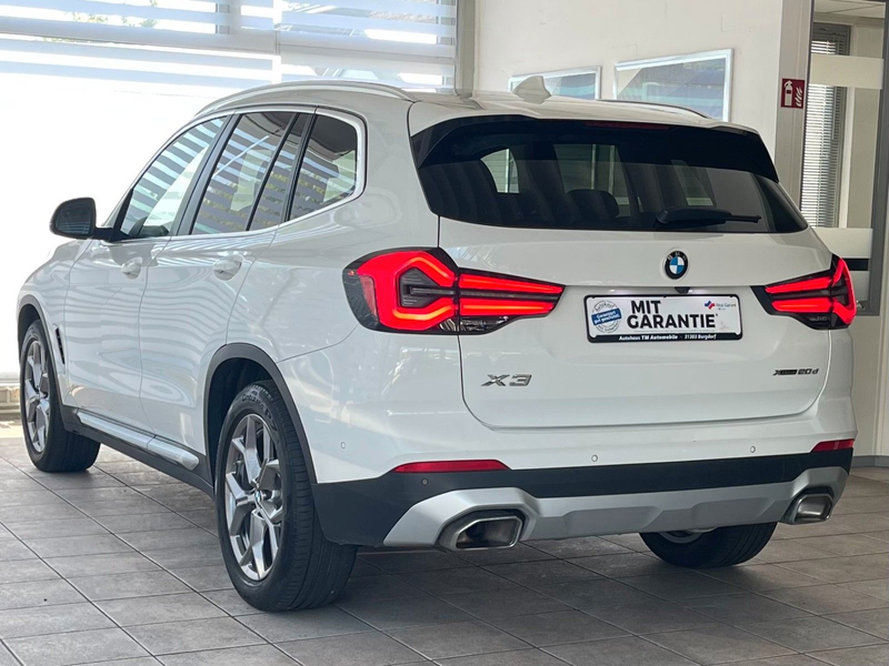 BMW X3 xD 20d PANO KAM AHK DA Sportsitze Unfallfrei — photo 4