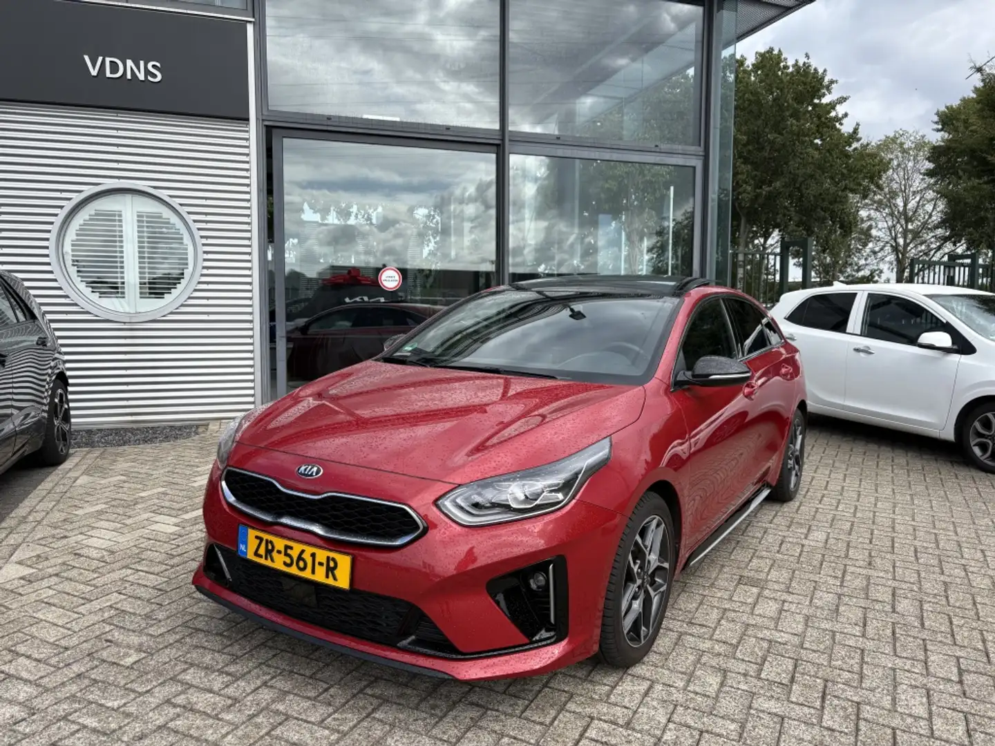 Kia ProCeed / pro_cee'd 1.4 T-GDI GT-Line '' 1ste eigenaar '' Rot - 2