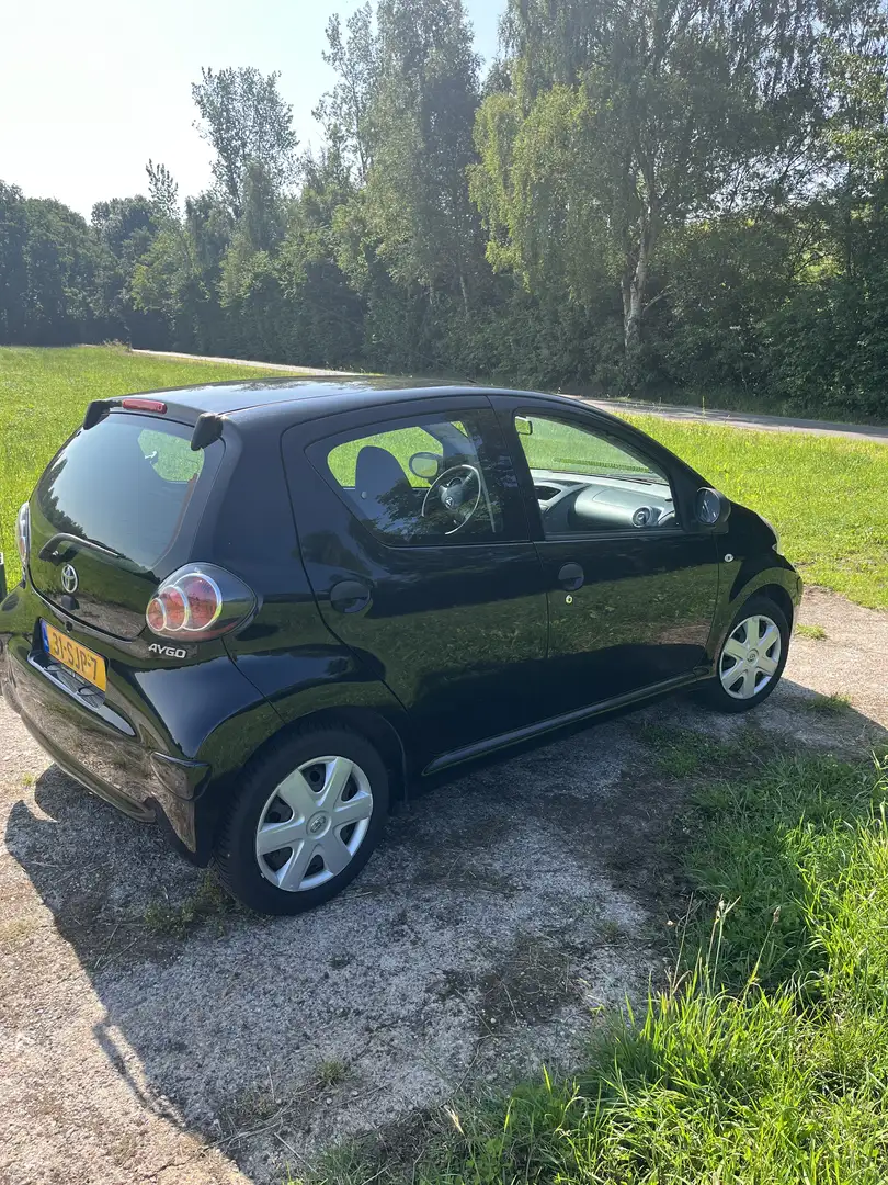 Toyota Aygo 1.0-12V Now Zwart - 1