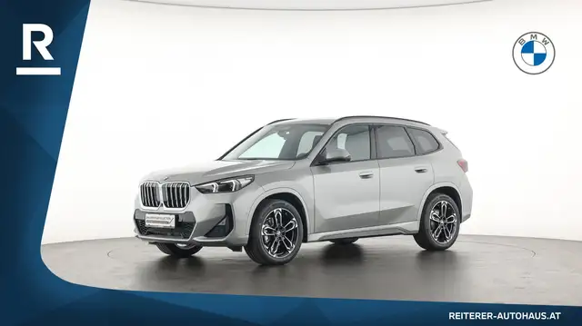 BMW X1 view 3