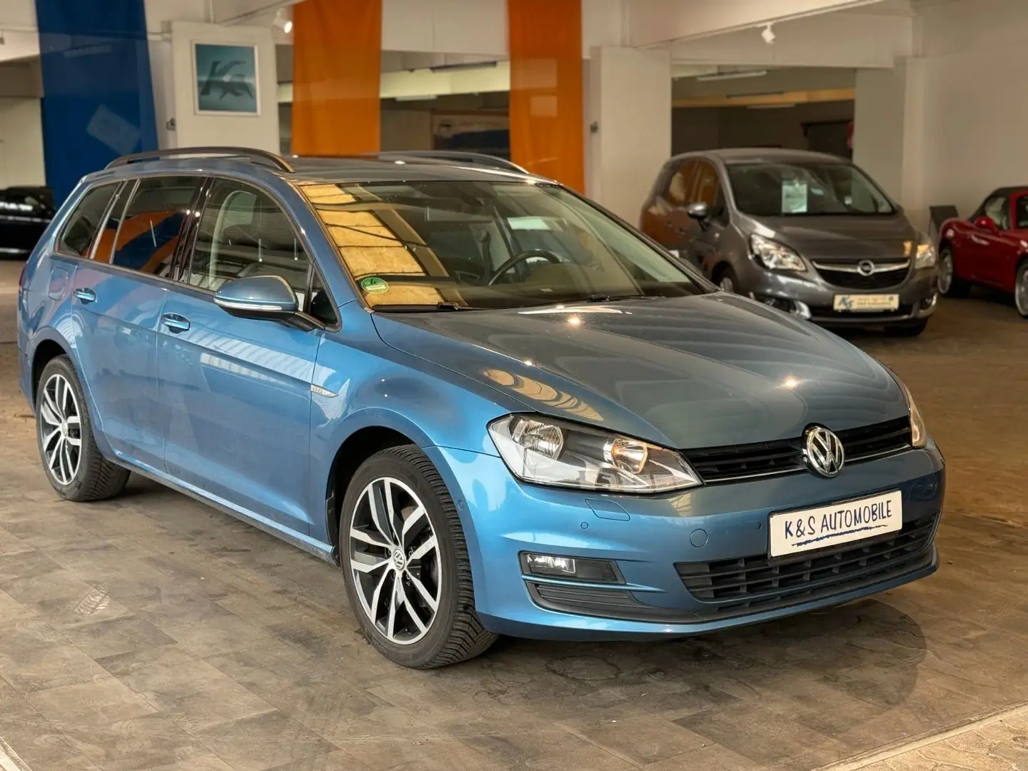 Volkswagen Golf VII Variant Cup BMT*PANO*GEWERBE&EXPORT* Blau - 1