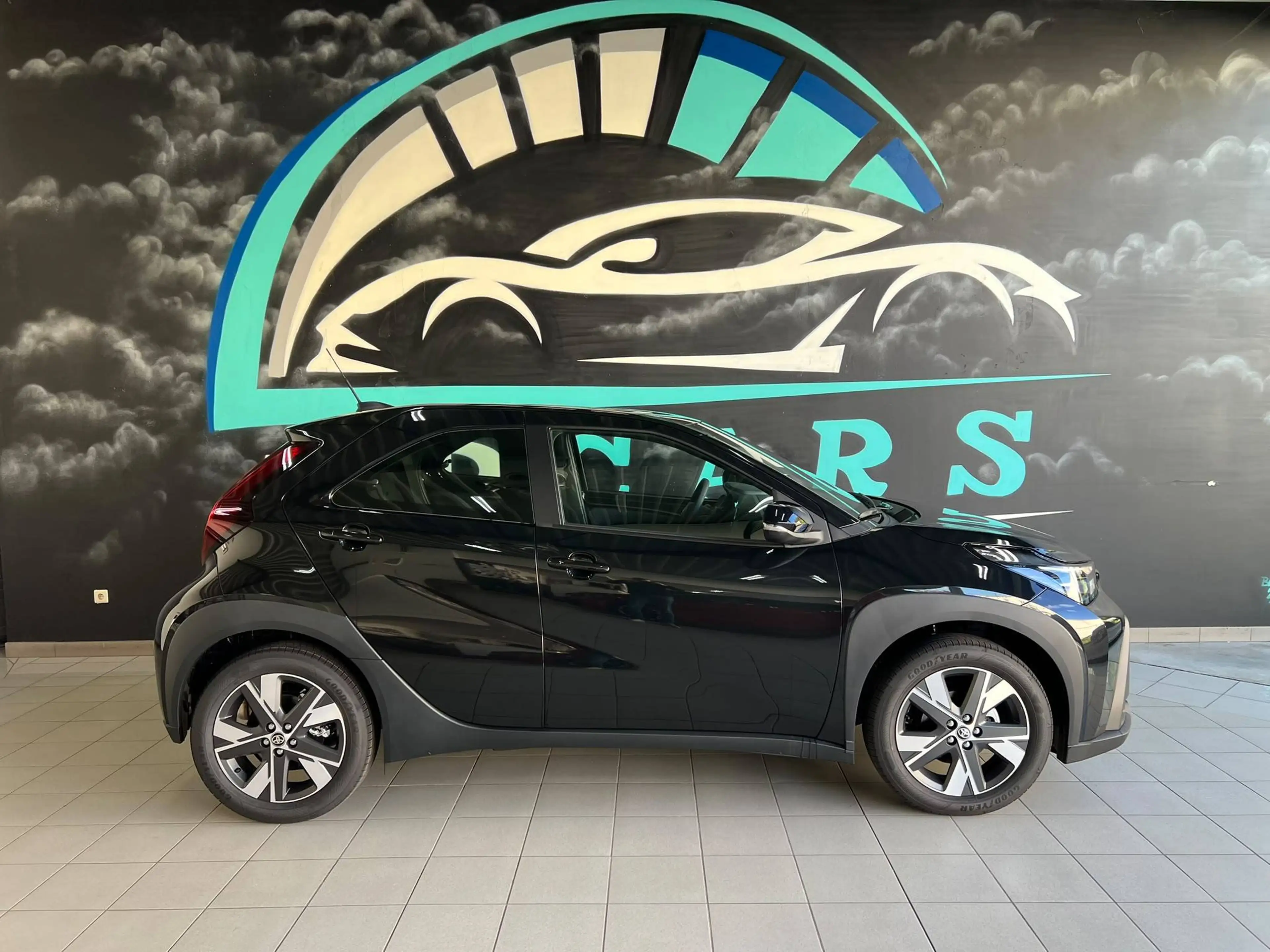 Toyota Aygo X Aygo X Hybrid 1.5i VVT-i Envy E-CVT (85 kW) Envy — photo 5