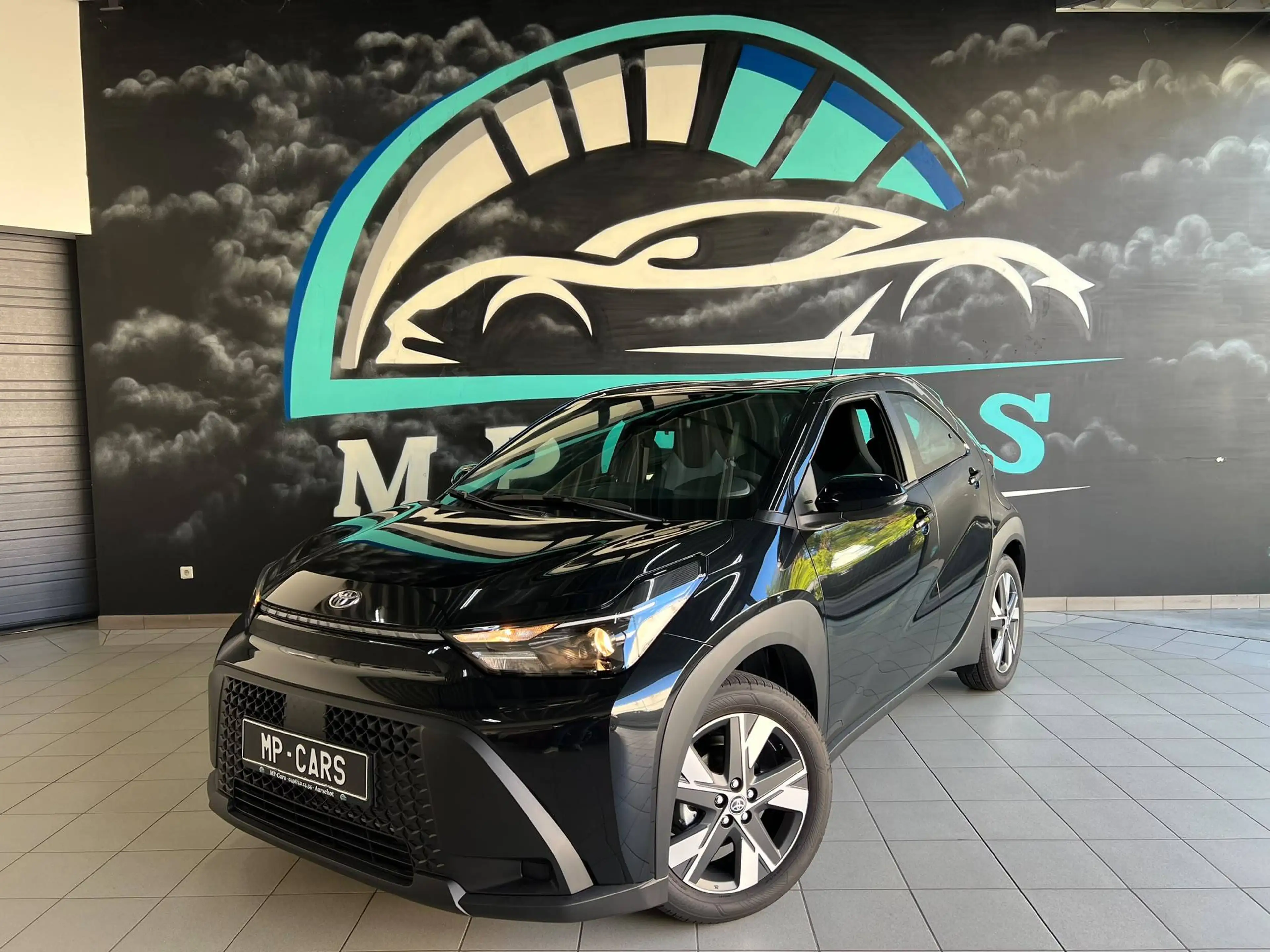 Toyota Aygo X Aygo X Hybrid 1.5i VVT-i Envy E-CVT (85 kW) Envy — photo 2