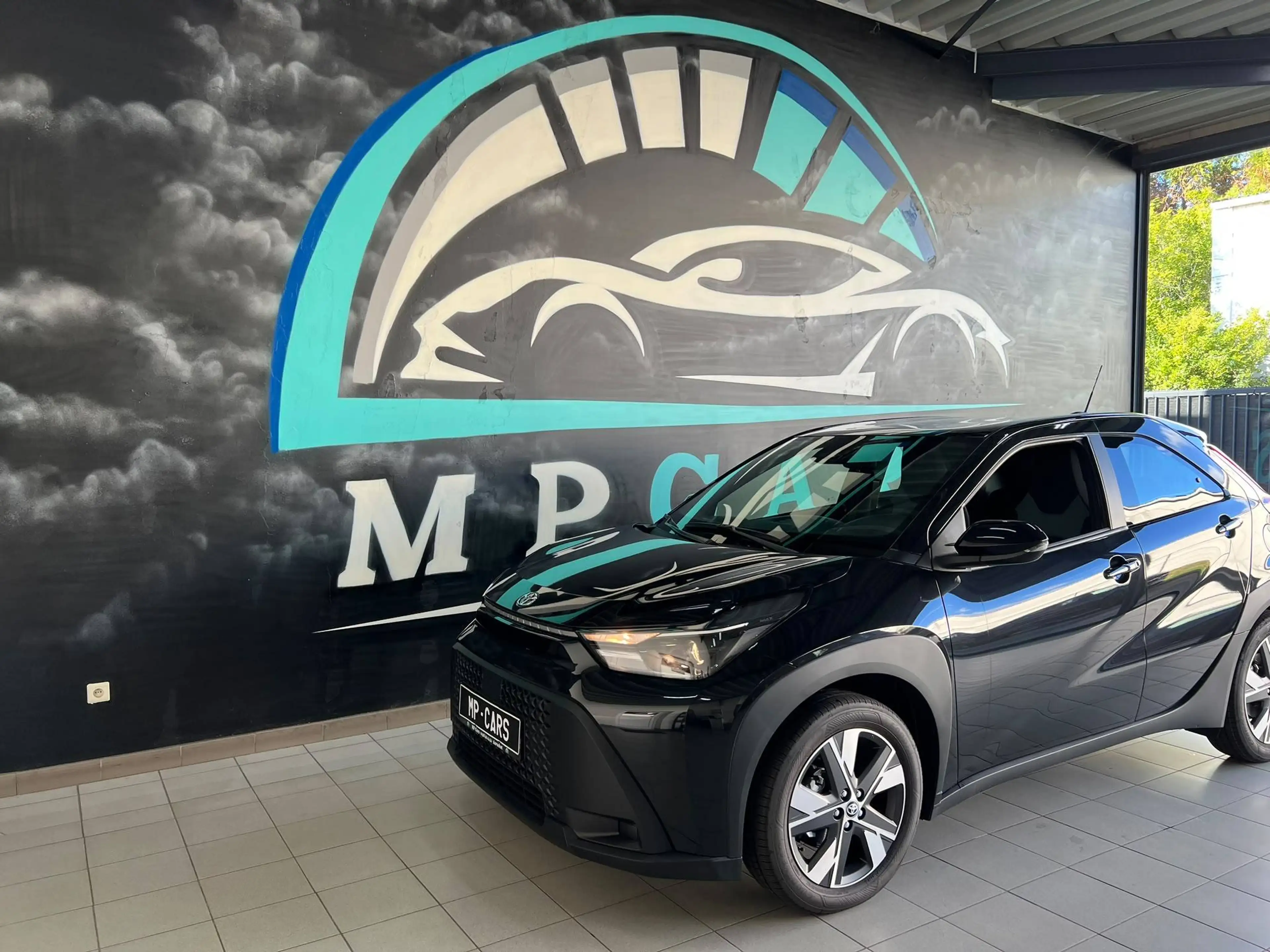 Toyota Aygo X Aygo X Hybrid 1.5i VVT-i Envy E-CVT (85 kW) Envy