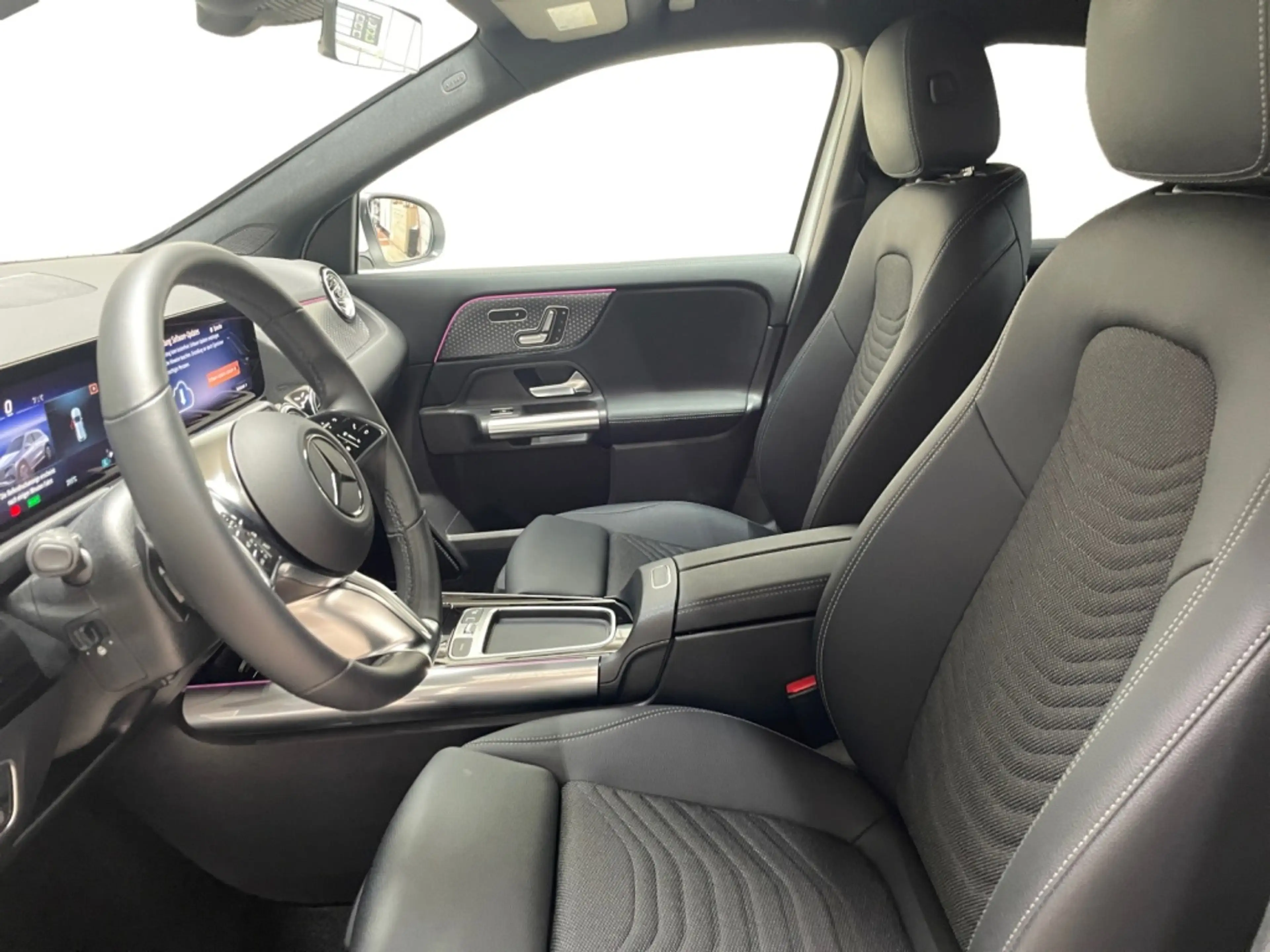 Mercedes-Benz EQA 250 + Progressive  MBUX+Progressive+AHK+Wide — photo 8