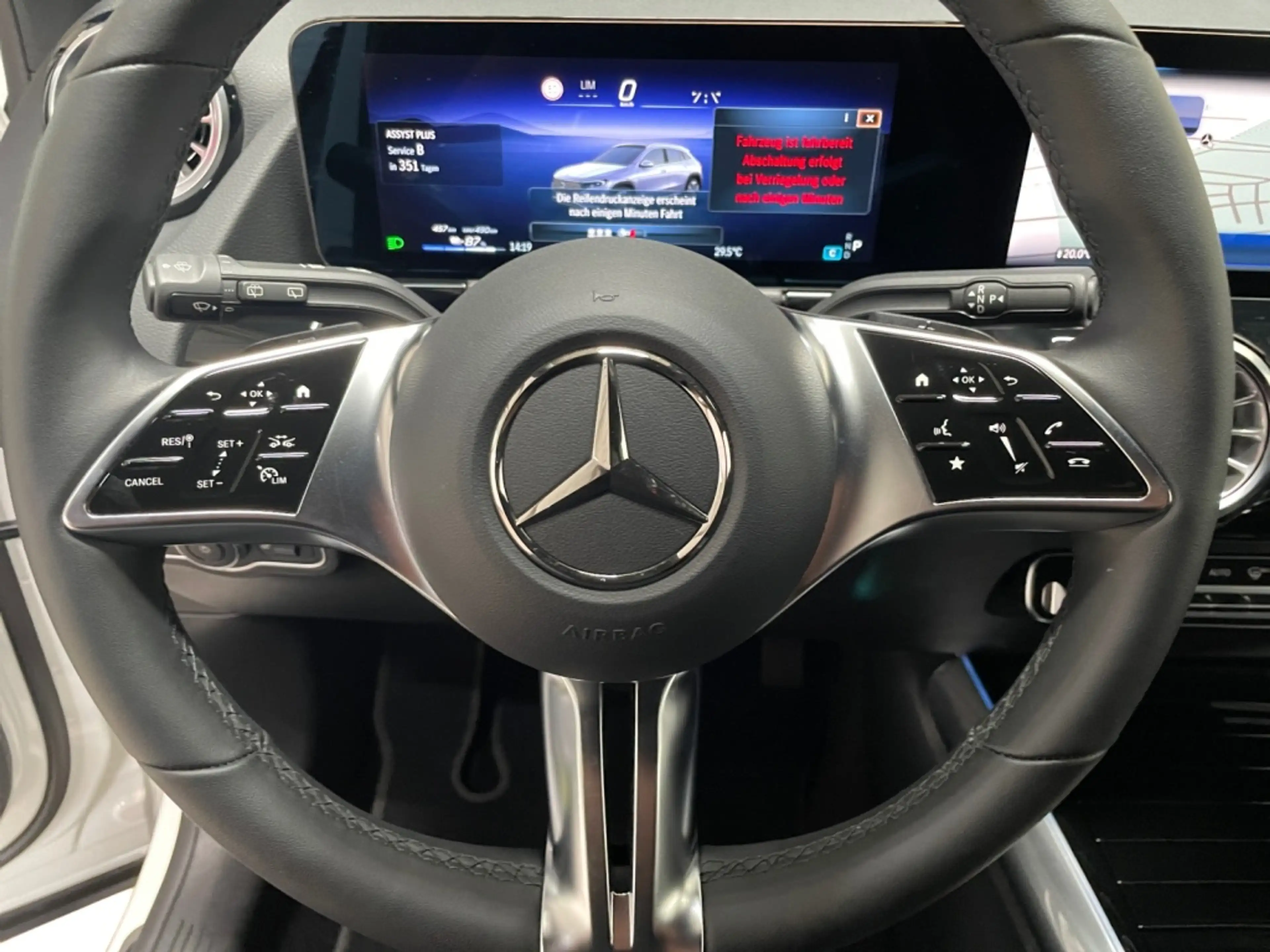 Mercedes-Benz EQA 250 + Progressive  MBUX+Progressive+AHK+Wide — photo 12