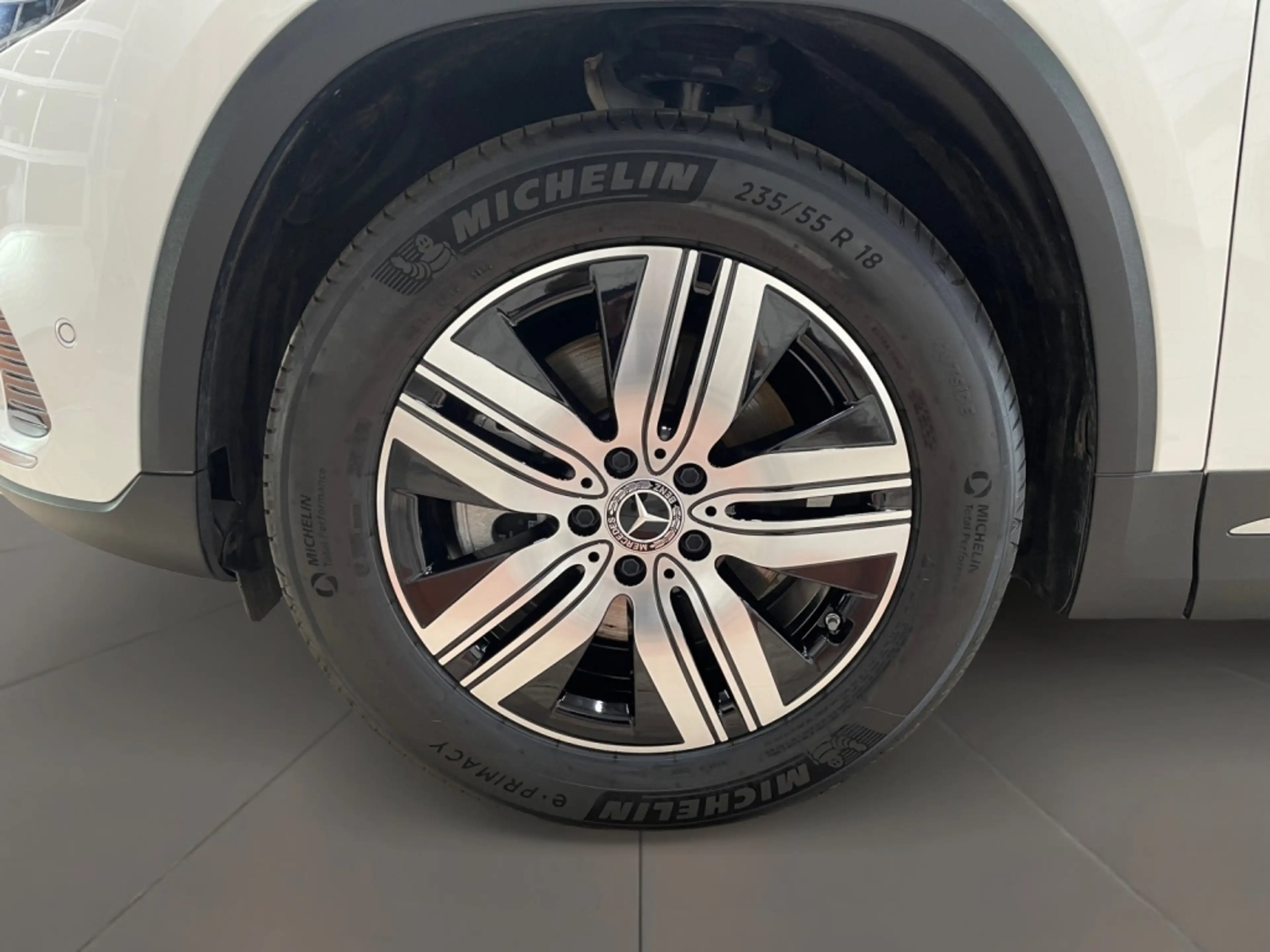 Mercedes-Benz EQA 250 + Progressive  MBUX+Progressive+AHK+Wide — photo 7