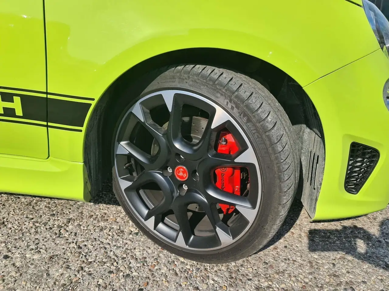 Abarth 595 2021 — фото 15