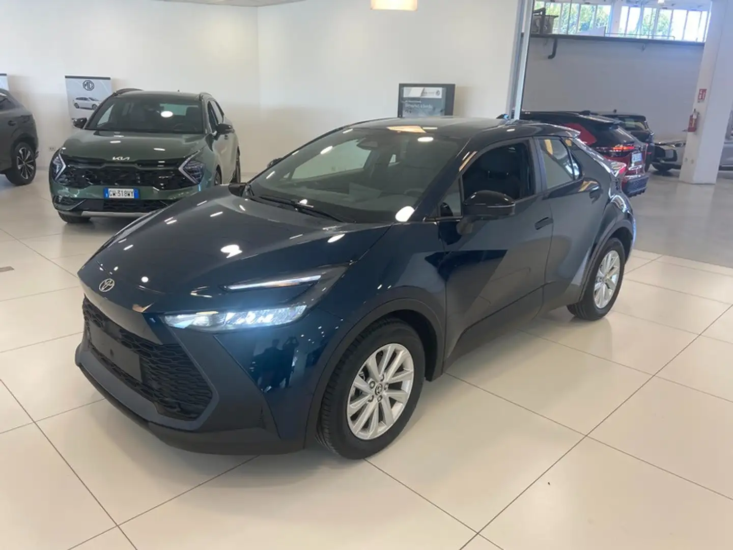 Toyota C-HR 1.8 HEV FWD ACTIVE ECO - 1
