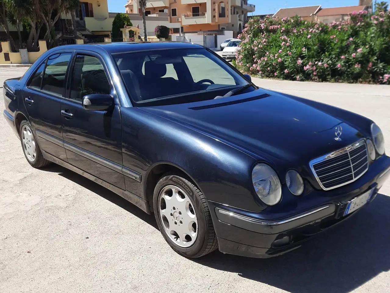Mercedes-Benz E 220 Classe E - W210 Berlina td cdi Elegance Comand, foto 3