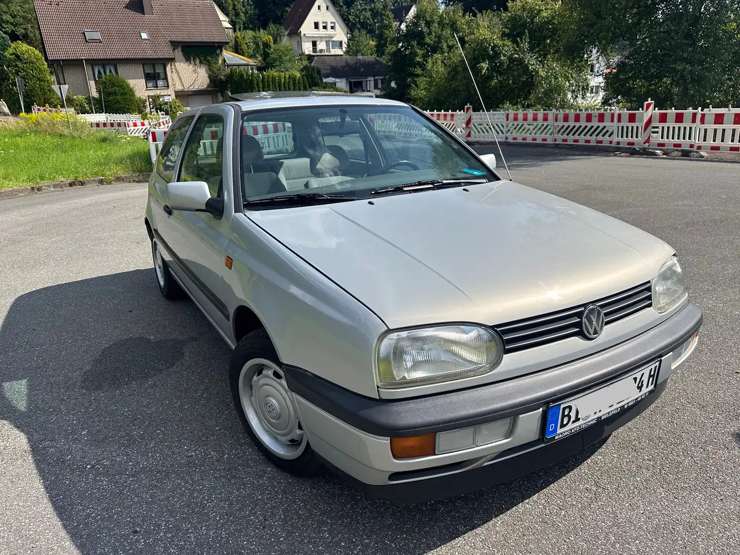 Volkswagen Golf 3 (Oldtimer-Zulassung 11/24) Silber - 2