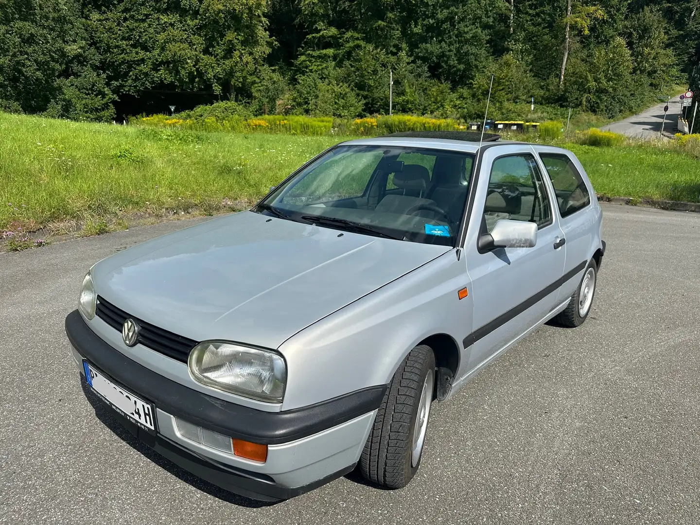Volkswagen Golf 3 (Oldtimer-Zulassung 11/24) Silber - 1