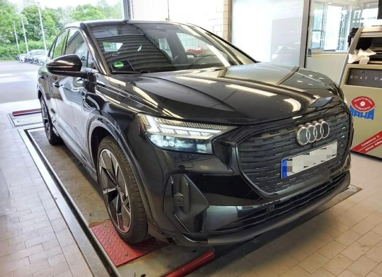Audi Q4 e-tron Q4 Sportback 40 e-tron - S LINE / 21" / MATRIX Zwart - 2