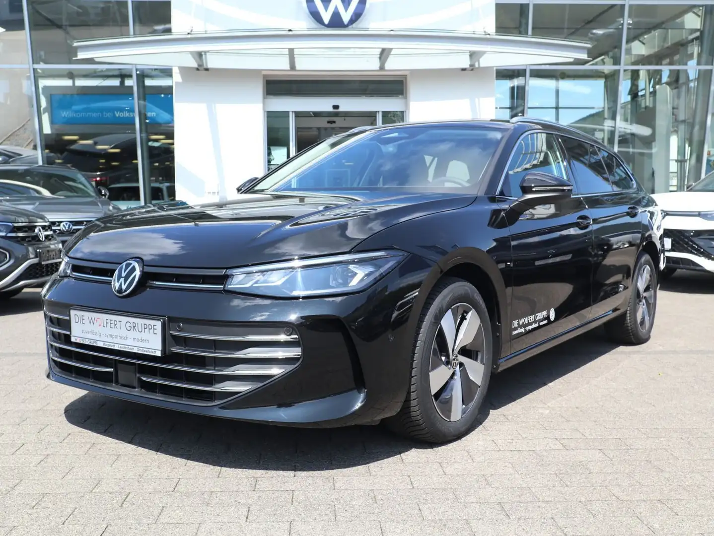 Volkswagen Passat Variant Passat Business 2,0 TDI SCR (150 PS) DSG *NAVI*A Schwarz - 2