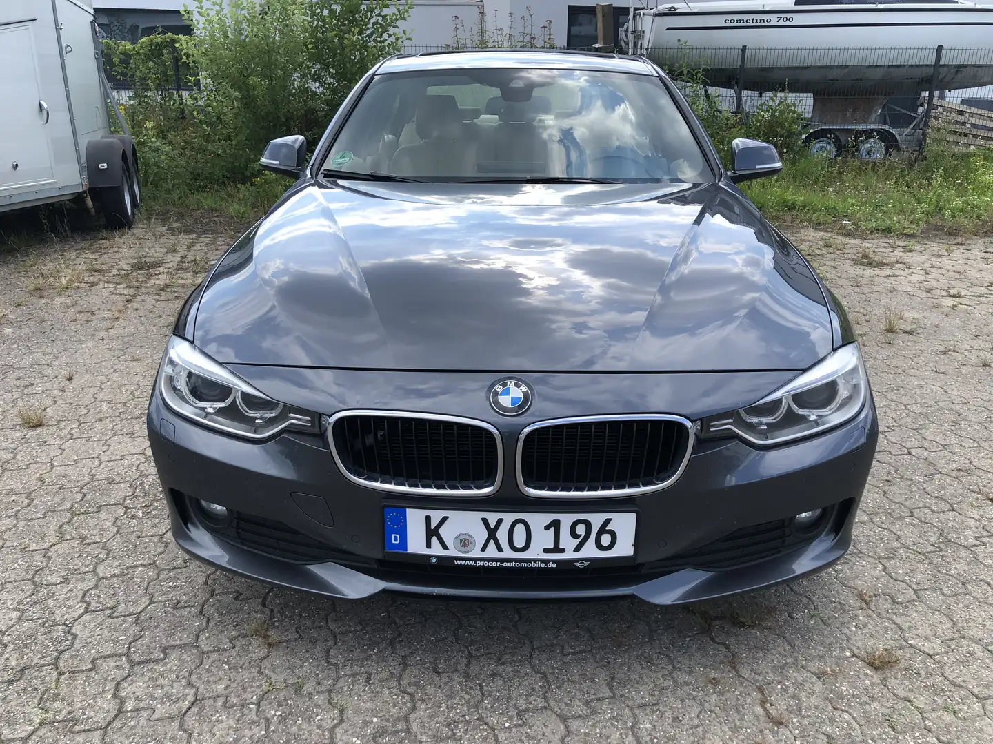 BMW 320 320d Luxury Line Gris - 1