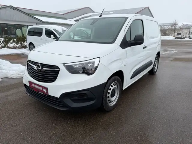 Opel Combo E Cargo Edition*Klima*AHK*bott*