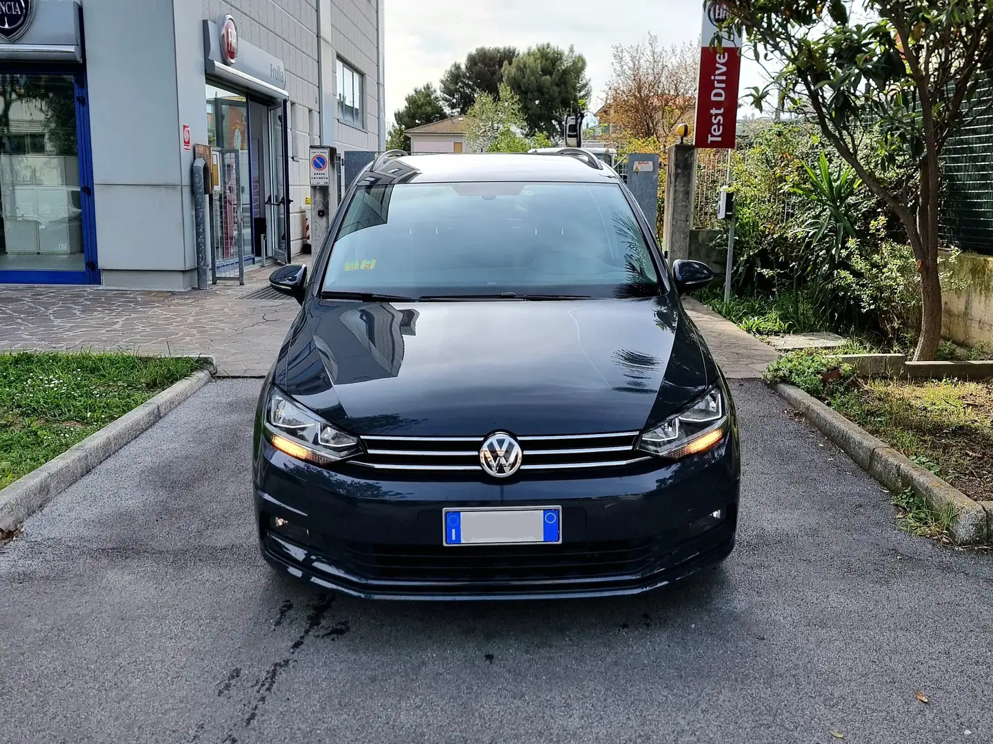 Volkswagen Touran 2.0 tdi Business Gris - 2